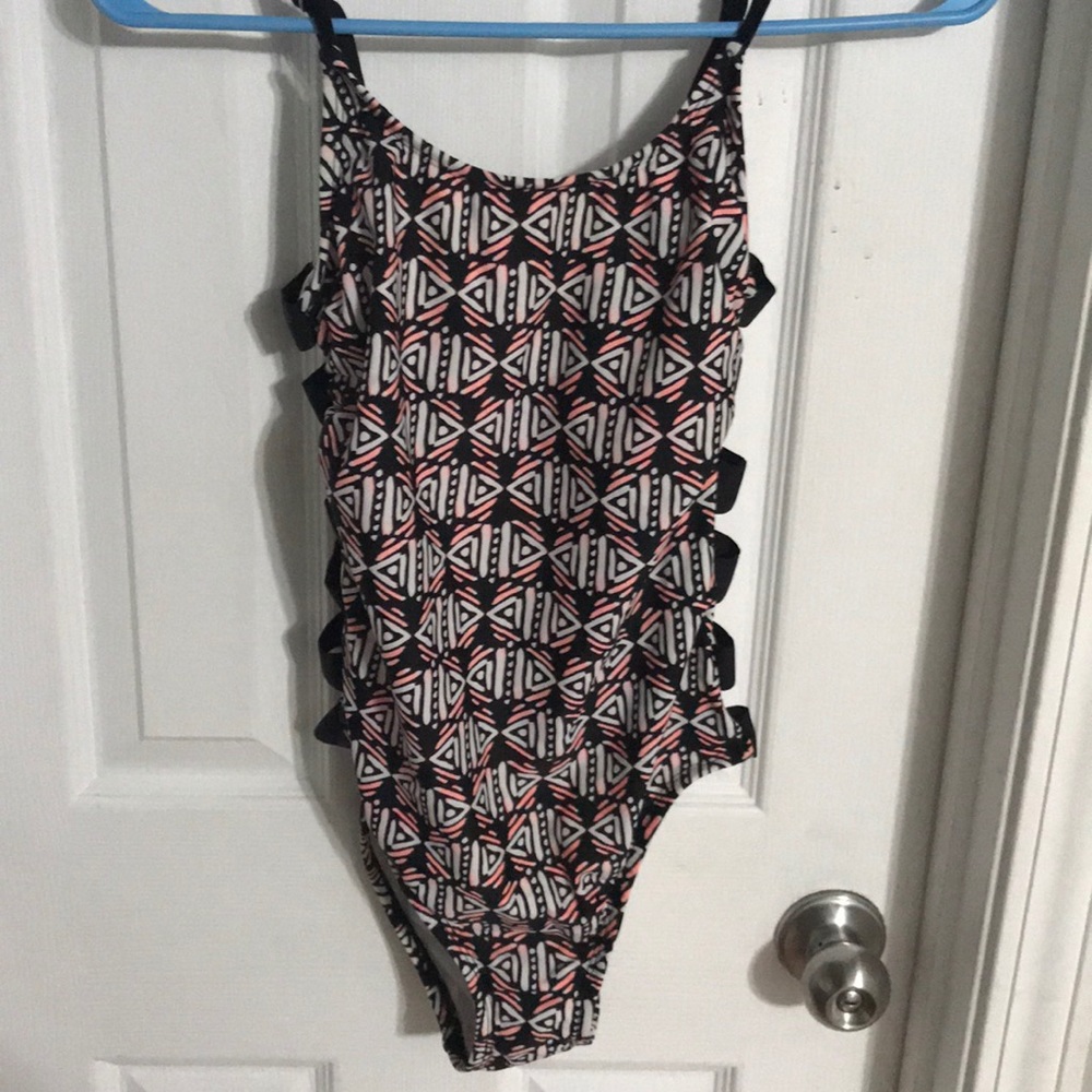 Bathing suit one piece